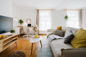 Prague Days - Skandi studio with workspace - Hip Area