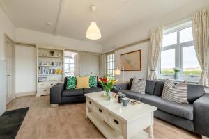 Links Cottage - Bamburgh