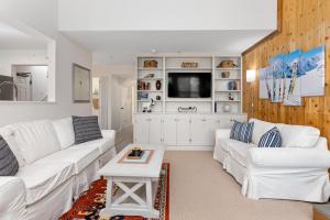 Stoneridge 81 with Wintergreen Advantage