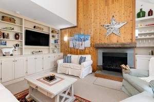 Stoneridge 81 with Wintergreen Advantage