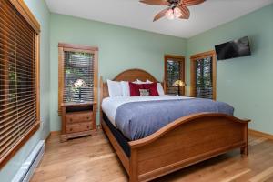 Bear Luxury with Wintergreen Advantage