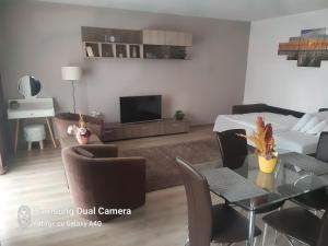 Apartament Marcel - Coresi Mall
