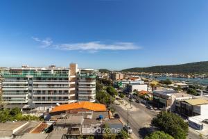 Estadia com piscina e sauna a poucos passos da praia em Cabo Frio - HSC