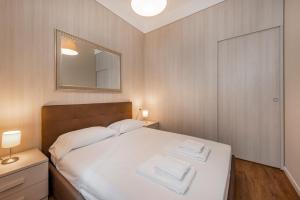 Duomo Apartments B Home - Cozy Two Bedrooms & Bathroom