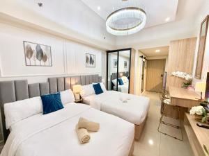 ClaySky Staycation at Shore 2 Residences MOA