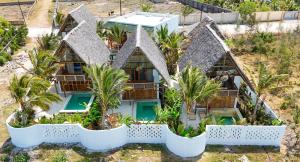 MAKU Oasis Villas and Studios