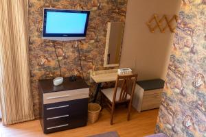 Megys 3 Bedroom Central Apartment near NDK