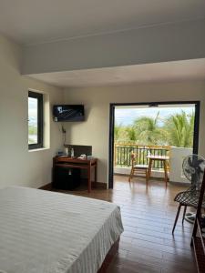 Coral Riverside Homestay & Hostel