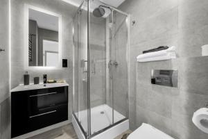 Gocław Apartment - 48m2, Balcony - by Rentujemy