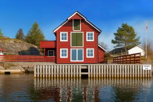 Family-friendly Cabin with pier - Herdla to Bergen - 40 min
