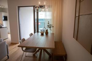 OSEA - Bright Seaside Apartment with Balcony