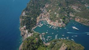 Stunning Portofino Sea View - Free Parking - AC