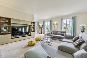 Historic Villa 9 people Private Pool near Cannes