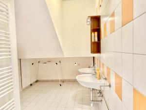 Luxury 130 m2 Apartment with Garden