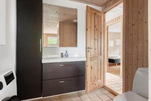 1558-Aakirkeby-Poserevaenget-6