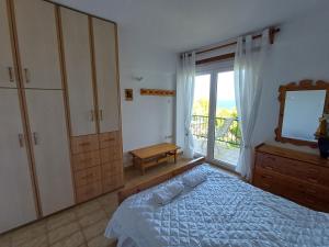 Sounio Seaside Residence by the Temple of Poseidon