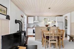 1555-Aakirkeby-Aedjavejen-14