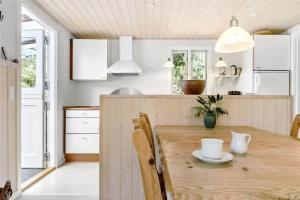 1555-Aakirkeby-Aedjavejen-14