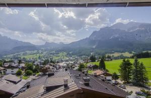 Panoramico su Cortina