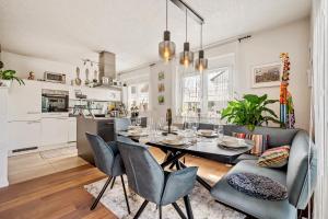 Retreat Living - Business-Apartment mit 3 Schlafzimmern, 2 Bädern & Sauna - kostenloser Parkplatz