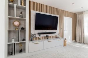 Stylish 4-Bed Home in Central Wellingborough