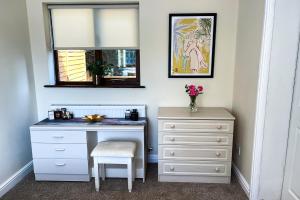 Stylish Stratford upon Avon Stay - Gated Parking - Sleeps 6