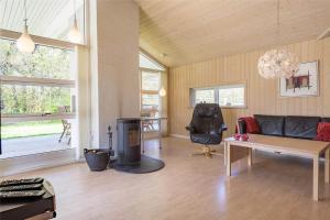 1433-Aakirkeby-Sluseparken-27