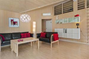 1433-Aakirkeby-Sluseparken-27