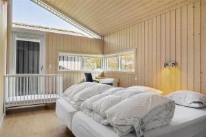 1433-Aakirkeby-Sluseparken-27