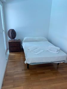 Little double room in a House with pool near the beach