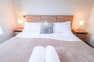 HOM I Depto Familiar 2D2B cerca del lago