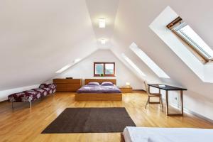 Dolná - mezonetový apartmán na námestí