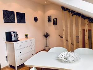 Moderne Dachgeschosswohnung an der Donau