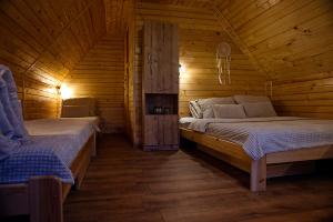 Chalúpka pod brezou