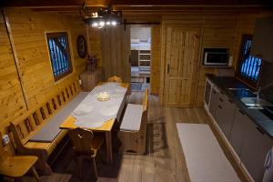 Chalúpka pod brezou