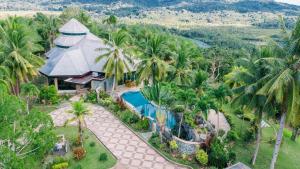 Sunrise House - a Tranquil Tropical Retreat