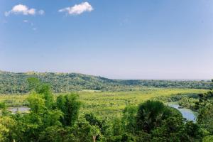 Sunrise House - a Tranquil Tropical Retreat