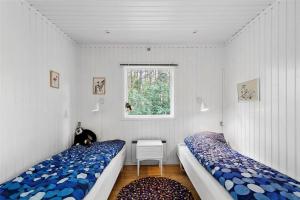 1463-Aakirkeby-Sortspaettevej-2