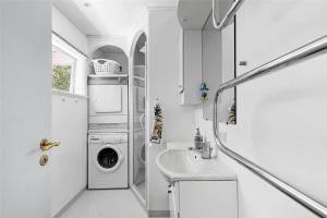 1463-Aakirkeby-Sortspaettevej-2