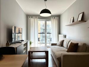 DMOWSKIEGO 19C- Self Check-In 20h ~ LIFT