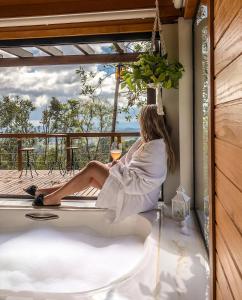 Cabana Romântica na Serra com Hidro, Lareira, Lagos e Trilhas