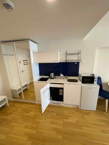 Sea View Apartment, 1st Line