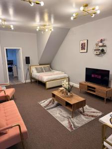 Oldham city centre studio