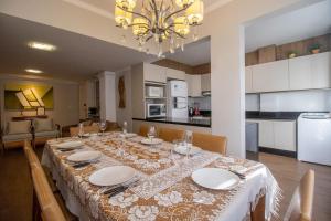 APU24 - Esq com Av Atlântica, 4 Dorm, Climatizado