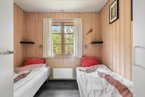 1573-Aakirkeby-Fyrreskoven-36