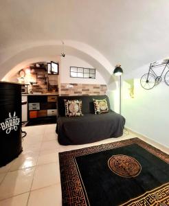 Tiny studio, rustic style, historic center
