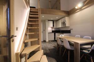 Résidence Les Verdets 2 - Studio mezzanine· centre station · proche pistes MAE-1683