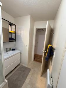 Charmant studio zen avec balcon spacieux