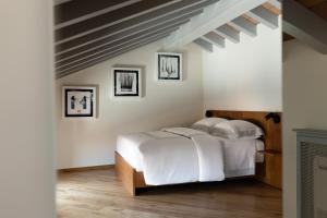 Dé Corner Rooms and Suites