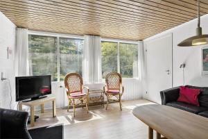 1438-Aakirkeby-Sortspaettevej-10